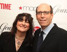 Michael Singer Obituary New York Death – Beloved acclaimed food writer and author Ruth Reichl husband Has Died